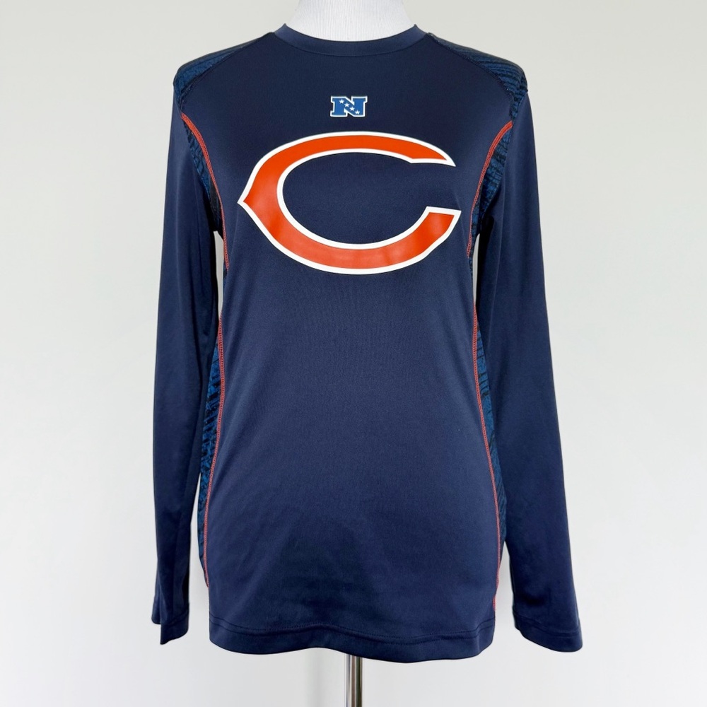 Chicago Bears Long Sleeve Shirt Mens Size Small NFL Fan Gear Gift Navy Blue Gift